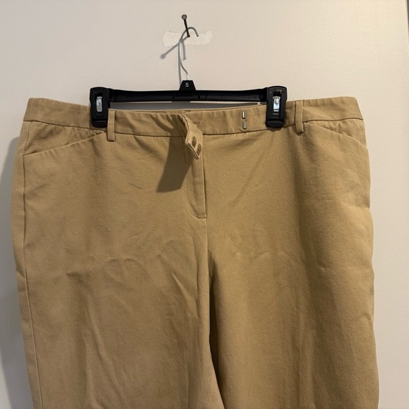 Rafaella Women's Plus-Size Curvy Fit Gabardine Bootcut Pants 18W - Picture 2 of 6